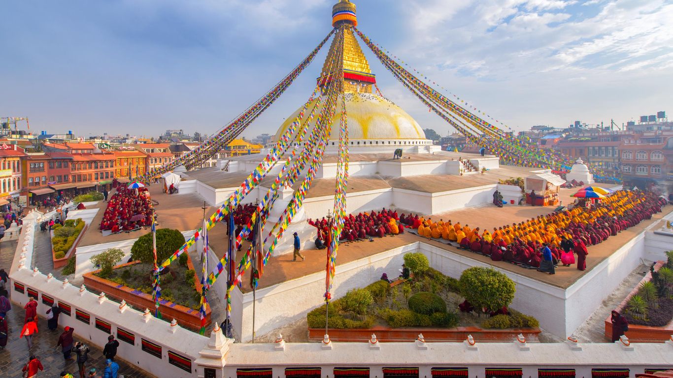 Arrival in Kathmandu (1,400 m)