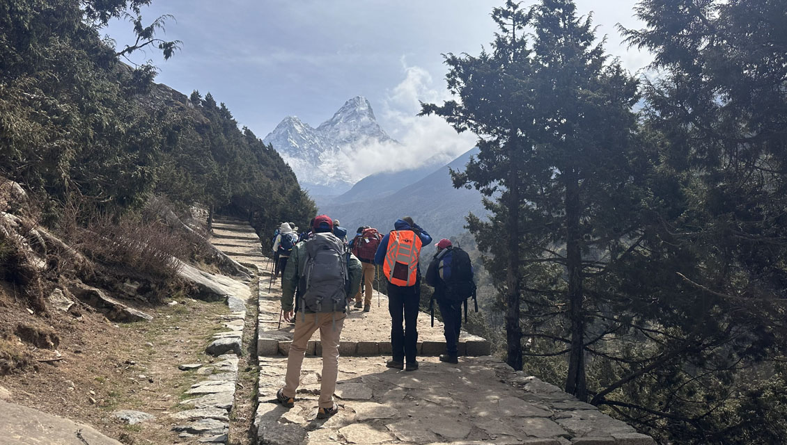 Trek to Panggom